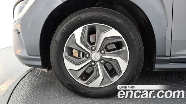 Hyundai Kona из Кореи Encar