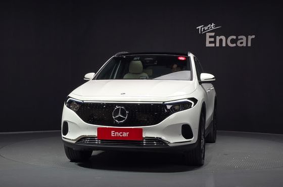 Mercedes-Benz EQA EQA250 — пробег 7 715 км — фото 3 из 5