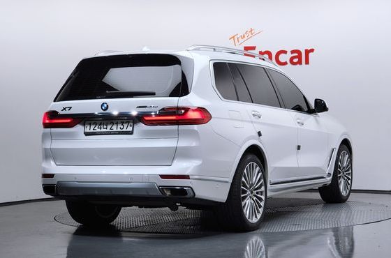 BMW X7 xDrive 30d Design Pure Excellent 7-Seater — пробег 99 695 км — фото 2 из 5