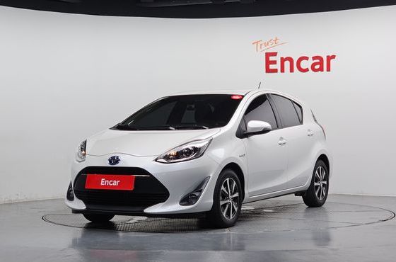 Toyota Prius 1.5 — пробег 37 106 км — фото 1 из 5