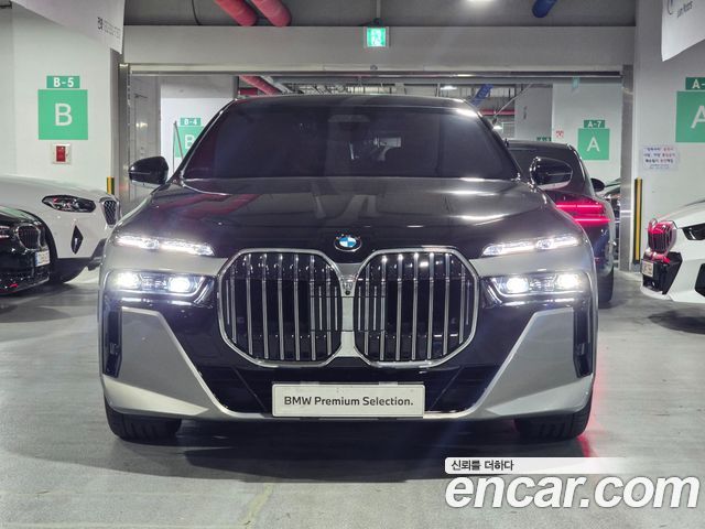 BMW 7-Series 740i xDrive M Sport Limited — пробег 21 426 км — фото 3 из 5