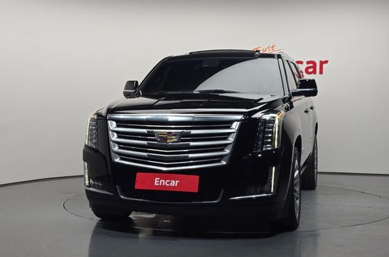 Cadillac Escalade 6.2 4th — пробег 125 870 км — фото 3 из 5
