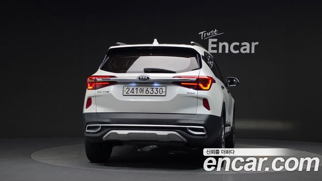 Kia Seltos из Кореи Encar