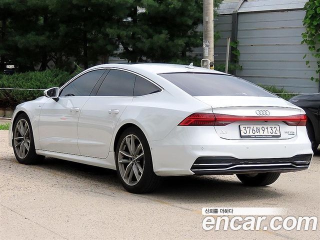 Audi A7 50 TDI Quattrp Premium — пробег 220 410 км — фото 3 из 5