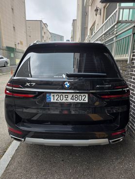 BMW X7 xDrive 40i Design Pure Excellence 6-Seater — пробег 35 000 км — фото 5 из 5