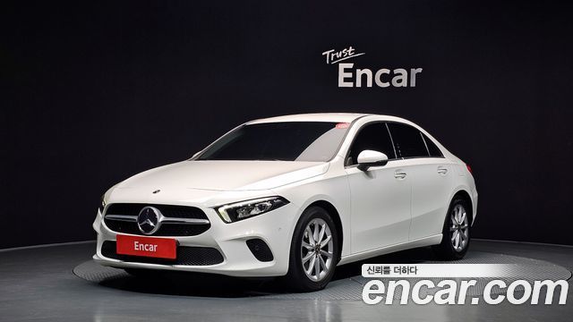Mercedes-Benz A-Class A220 Sedan — пробег 64 560 км — фото 1 из 5
