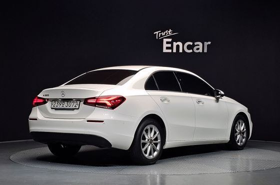 Mercedes-Benz A-Class A220 Sedan — пробег 64 560 км — фото 2 из 5
