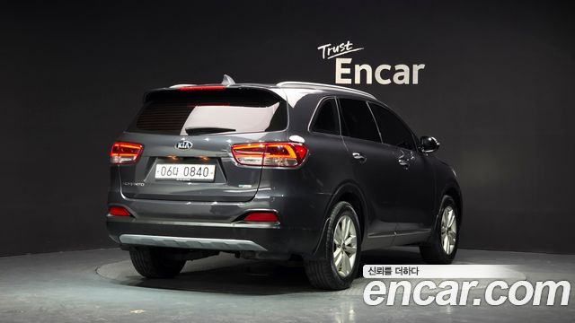 Kia Sorento Diesel 2.0 2WD Prestige — пробег 120 040 км — фото 2 из 5