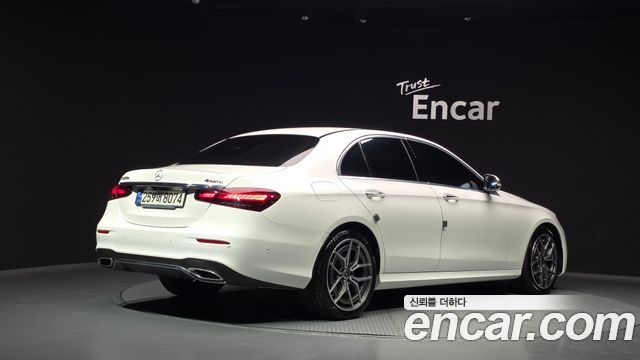 Mercedes-Benz E-Class из Кореи Encar