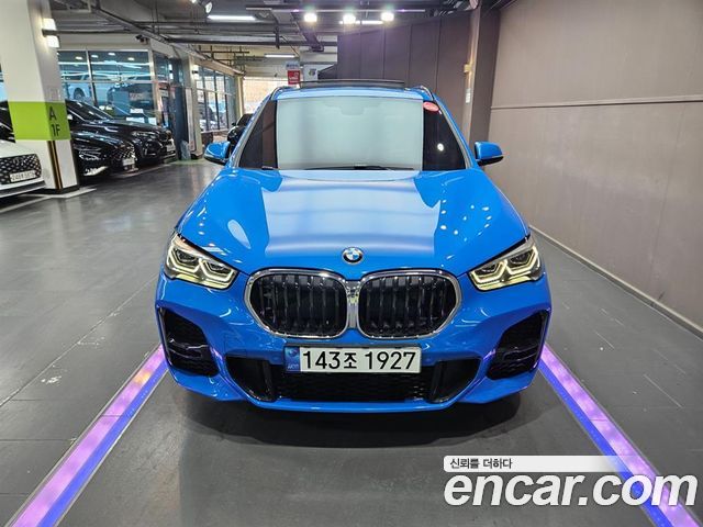 BMW X1 xDrive 20i M Sport — пробег 22 525 км — фото 1 из 5