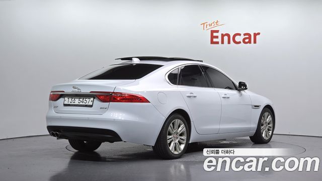 Jaguar XF из Кореи Encar