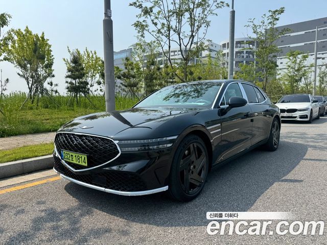 Genesis G90 Gasoline 3.5 Turbo AWD Black — пробег 13 000 км — фото 2 из 5