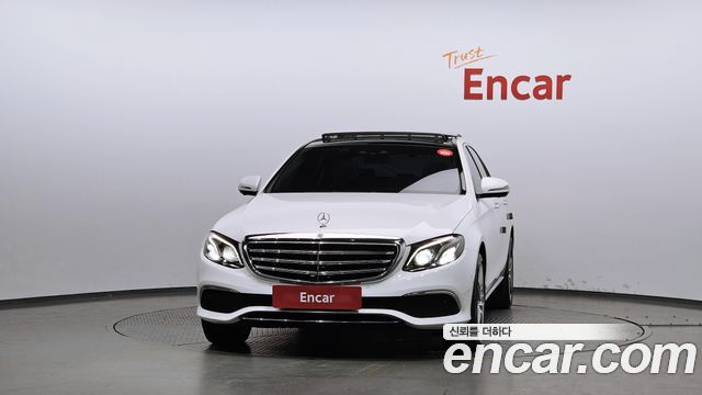 Mercedes-Benz E-Class из Кореи Encar