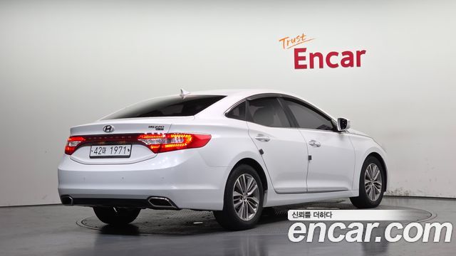 Hyundai Grandeur из Кореи Encar