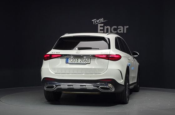 Mercedes-Benz GLC-Class GLC300 4MATIC AMG Line — пробег 44 586 км — фото 4 из 5