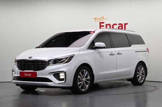 Kia Carnival 9-Seater Noblesse Special — пробег 137 333 км — фото 1 из 5