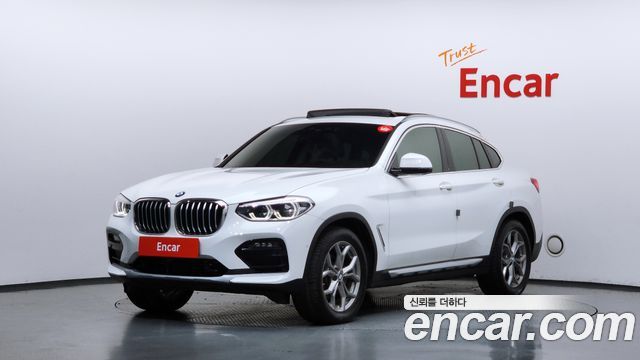 BMW X4 xDrive20i xLine — пробег 43 679 км — фото 1 из 5