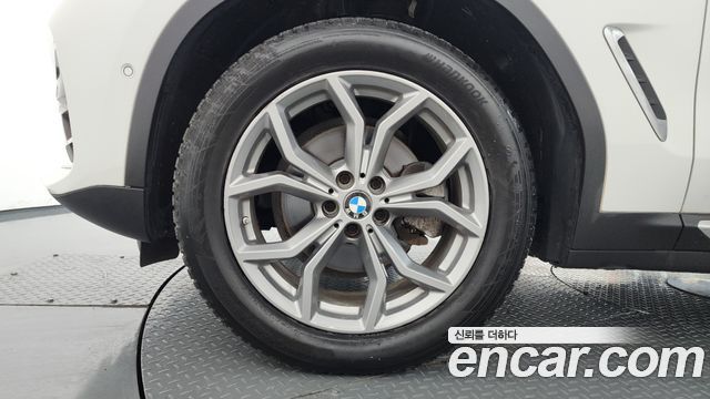 BMW X4 xDrive20i xLine — пробег 43 679 км — фото 5 из 5