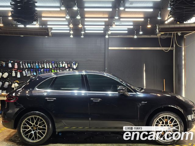 Porsche Macan 3.0 S Diesel 95B — пробег 130 000 км — фото 3 из 5