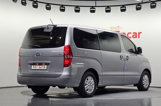 Hyundai Starex Van 3-Seater Smart — пробег 106 171 км — фото 2 из 5