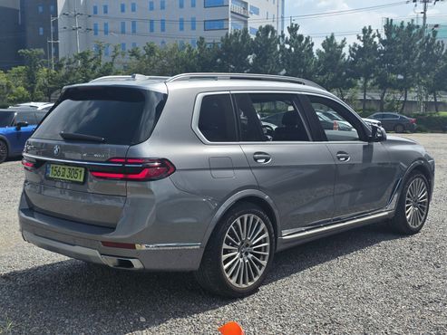 BMW X7 xDrive 40d Design Pure Excellence 7-Seater — пробег 10 594 км — фото 2 из 5