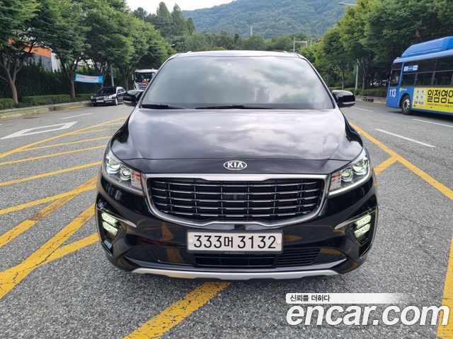 Kia Carnival из Кореи Encar