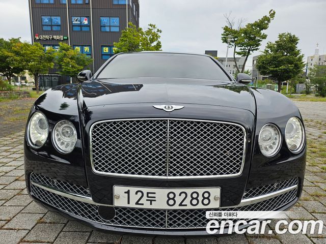 Bentley Flying Spur 6.0 — пробег 97 065 км — фото 1 из 5