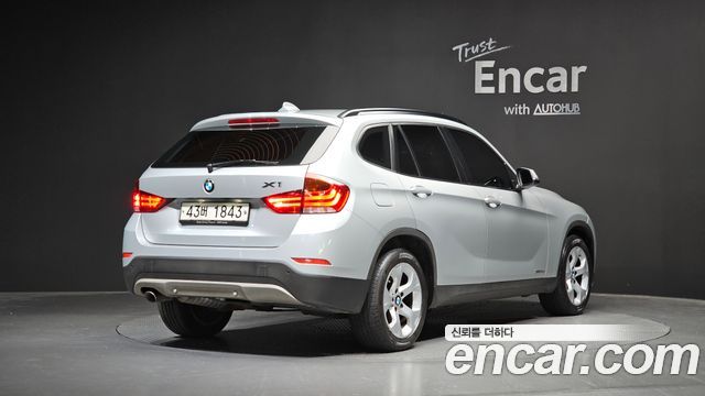 BMW X1 xDrive 18d — пробег 104 495 км — фото 2 из 5