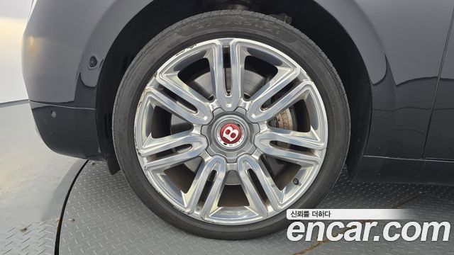 Bentley Flying Spur из Кореи Encar