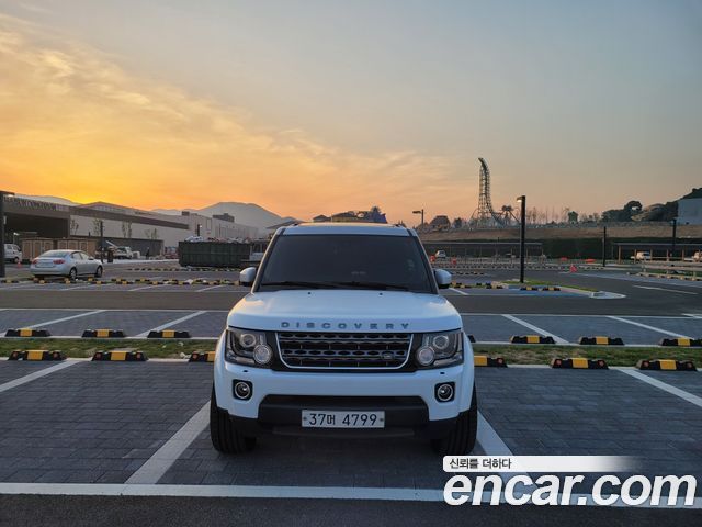 Land Rover Discovery 3.0 SDV6 SE — пробег 109 000 км — фото 1 из 5