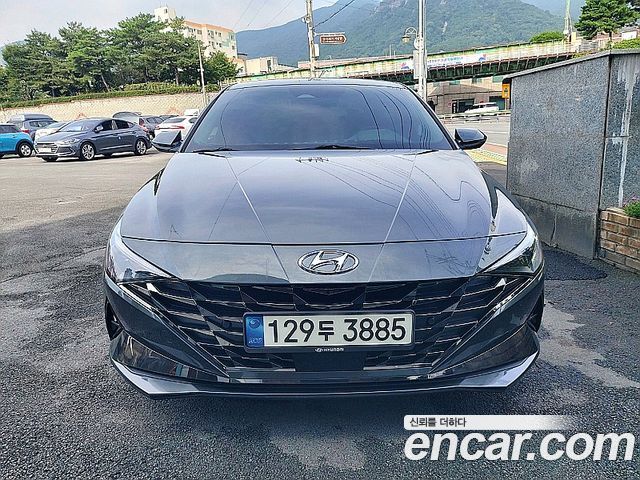 Hyundai AVANTE 1.6 Inspiration — пробег 5 185 км — фото 3 из 5