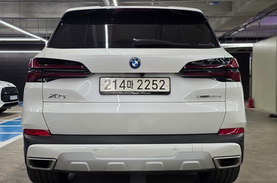 BMW X5 xDrive 50e xLine — пробег 19 526 км — фото 4 из 5