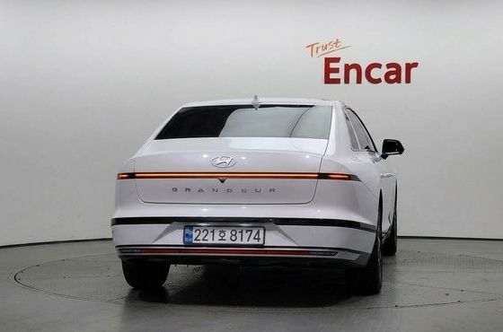 Hyundai Grandeur 2,5 Gasoline 2WD Premium — пробег 32 094 км — фото 4 из 5