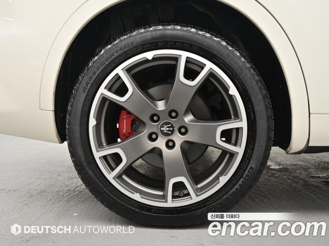 Maserati Levante 3.0 AWD Modena — пробег 103 423 км — фото 5 из 5
