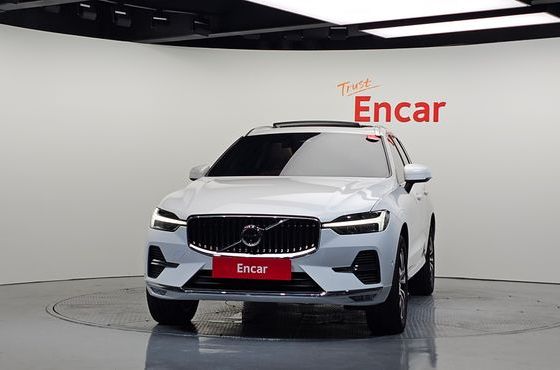 Volvo XC60 T8 Ultra Bright — пробег 8 778 км — фото 3 из 5
