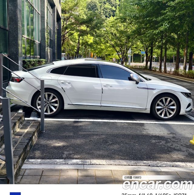 Volkswagen Arteon 2.0 TDI Prestige — пробег 60 000 км — фото 3 из 5