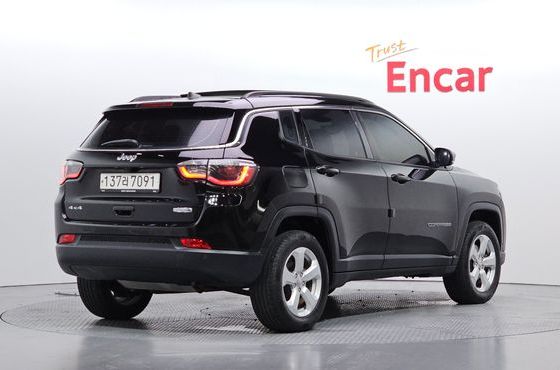 Jeep Compass 2.4 Longitude AWD — пробег 48 769 км — фото 2 из 5