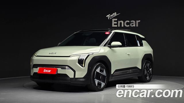 Kia EV3 Long Range 2WD Earth — пробег 60 902 км — фото 1 из 5
