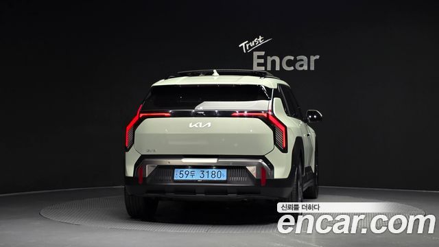 Kia EV3 Long Range 2WD Earth — пробег 60 902 км — фото 4 из 5