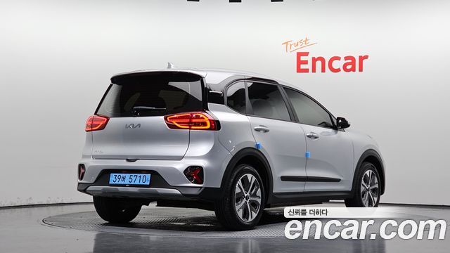 Kia Niro Air — пробег 61 776 км — фото 2 из 5