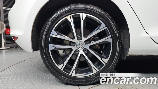 Volkswagen Golf 2.0 TDI Premium — пробег 125 691 км — фото 5 из 5