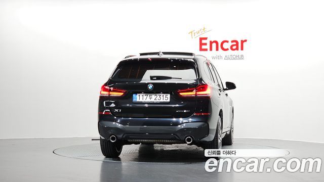 BMW X1 xDrive 20i M Sport — пробег 80 283 км — фото 4 из 5