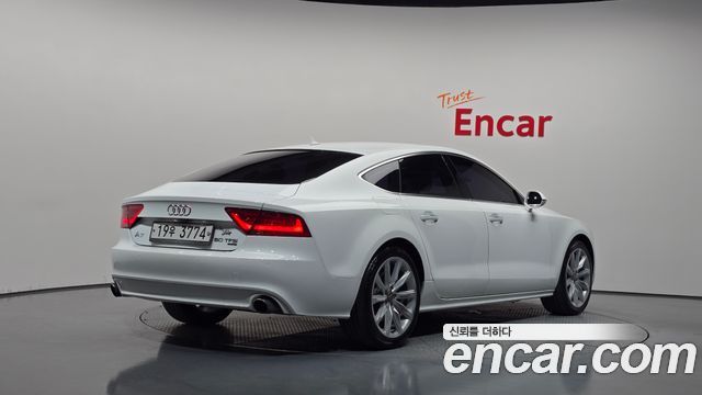 Audi A7 50 TFSI Quattro Dynamic 4G — пробег 110 537 км — фото 2 из 5
