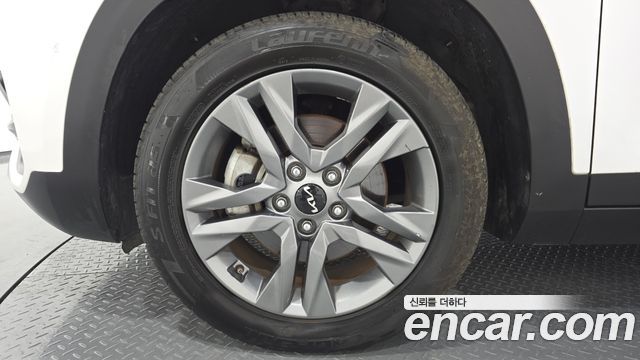 Kia Seltos из Кореи Encar