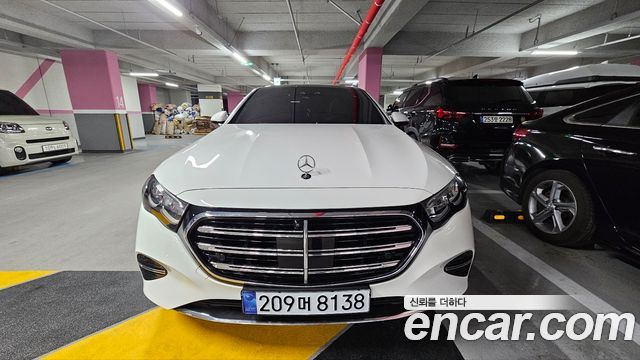 Mercedes-Benz E-Class E220d 4MATIC Exclusive — пробег 28 648 км — фото 1 из 5