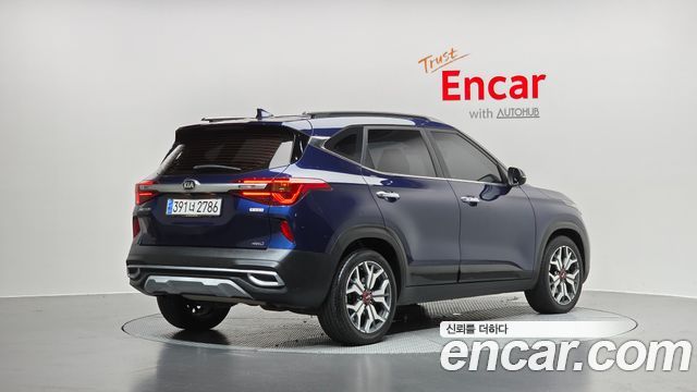Kia Seltos из Кореи Encar