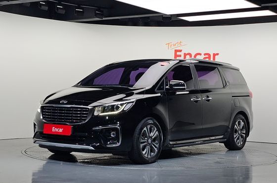 Kia Carnival 9-Seater Luxury — пробег 100 249 км — фото 1 из 5