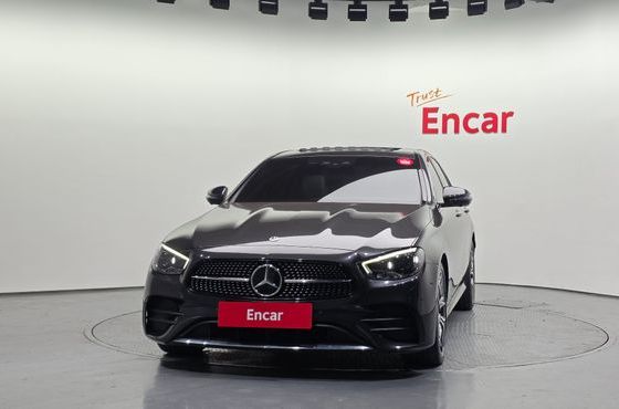 Mercedes-Benz E-Class E220d 4MATIC AMG Line — пробег 61 391 км — фото 3 из 5