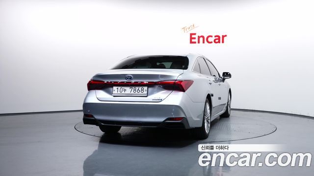Toyota Avalon 2.5 Hybrid — пробег 149 830 км — фото 4 из 5