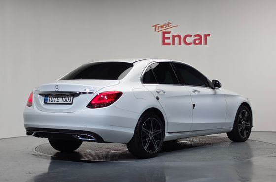 Mercedes-Benz C-Class C220 d 4MATIC Exclusive — пробег 78 600 км — фото 2 из 5